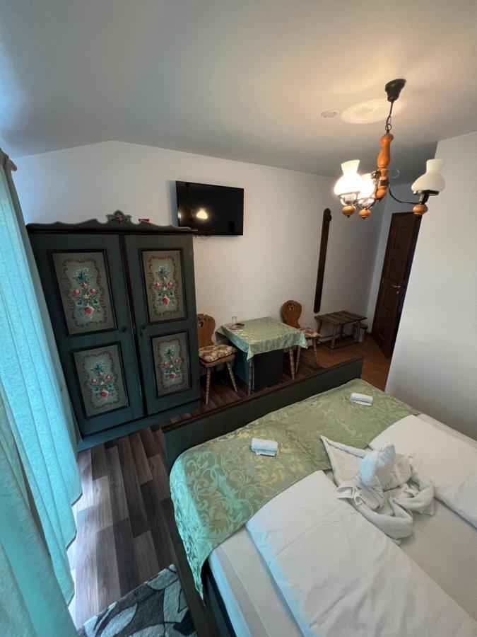 Gasthaus Casa Kugler آنينا المظهر الخارجي الصورة