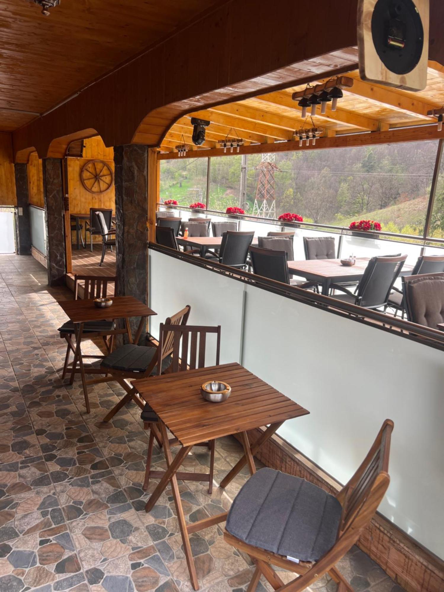 Gasthaus Casa Kugler آنينا المظهر الخارجي الصورة